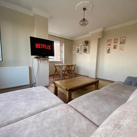 Spacious House Near The Airport Arnavutkoy Екстер'єр фото